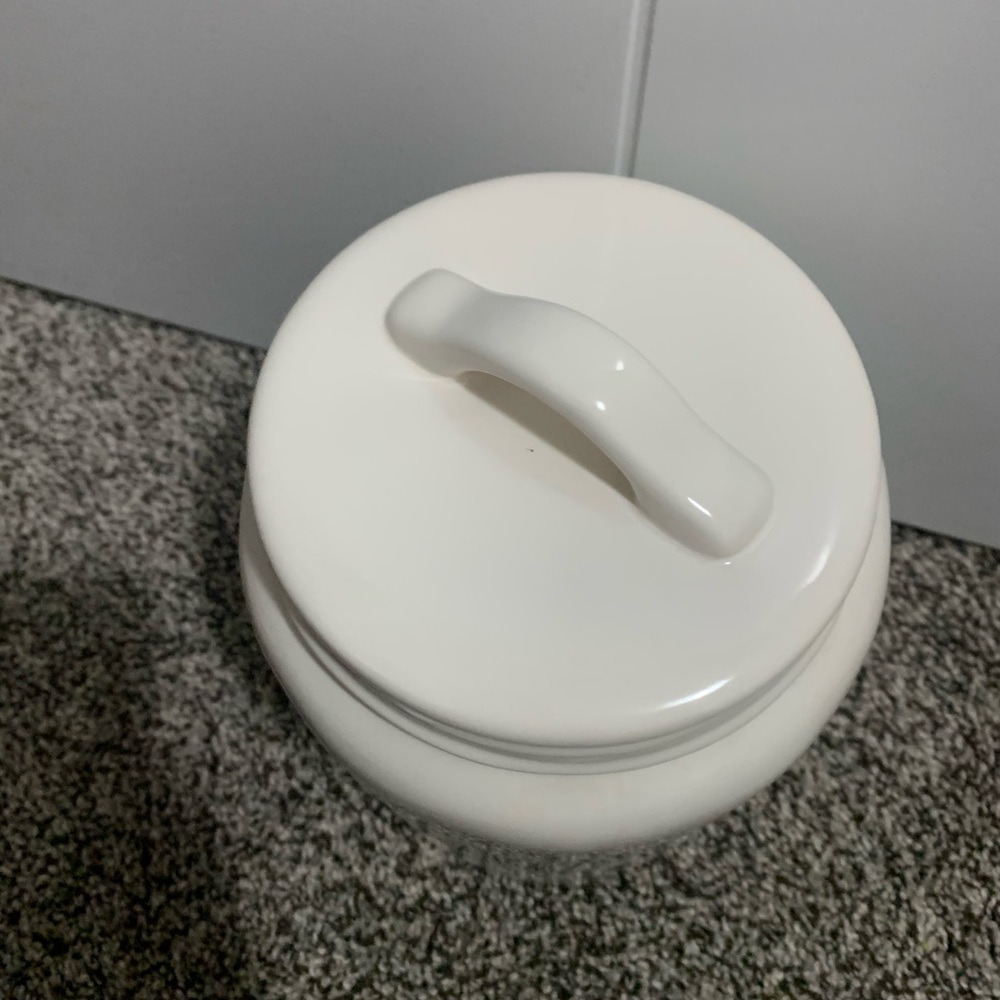 Rae Dunn - 🇺🇸 YUM Canister - NWT - Picture 2 of 4